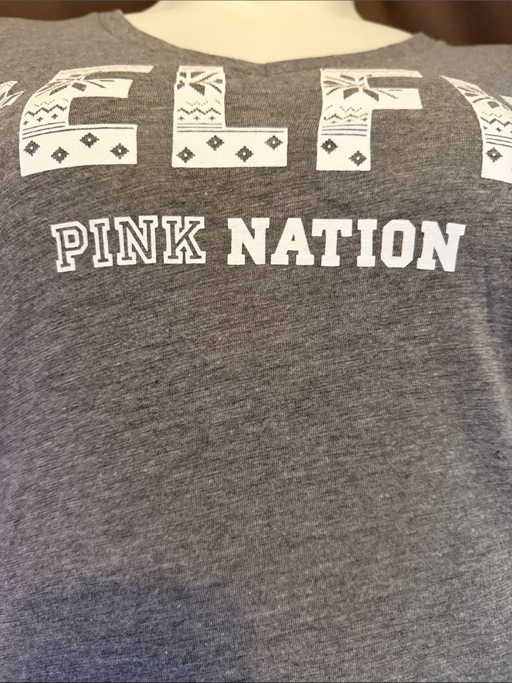 Victoria's Secret Pink Nation Gray V-Neck '#ELFIE' Graphic Tee - Picture 3 of 6